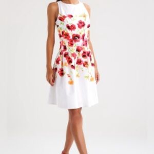 Ralph Lauren Women’s Sleeveless white w/Floral Dress Fit & Flare NWT Sz 18